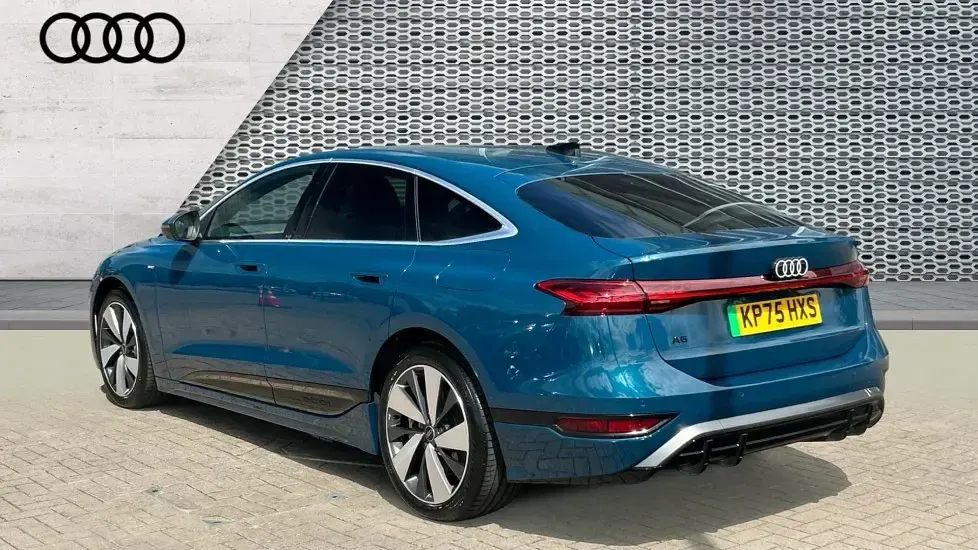 New Audi A6 e-tron S-Line 269 kW (367 HP) 2025 Blue Estate