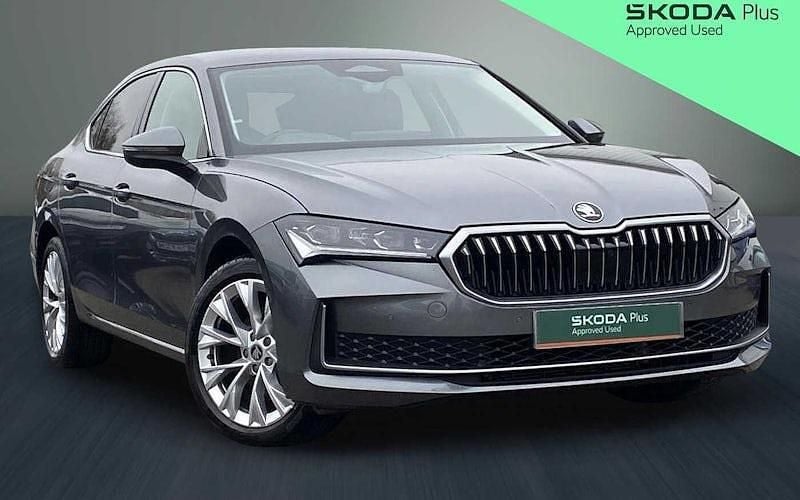 Used Skoda Superb SE L 150 HP (110 kW) 2025 Graphite grey metallic Hatchback