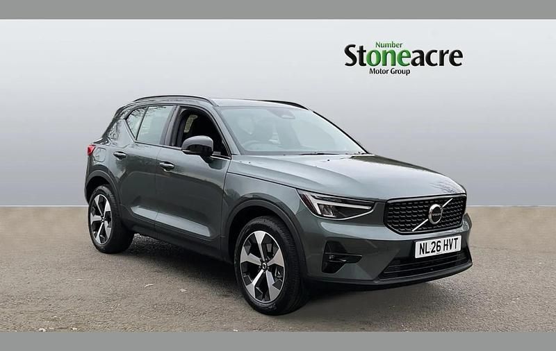 New Volvo XC40 Plus 161 HP (118 kW) 2026 Green SUV
