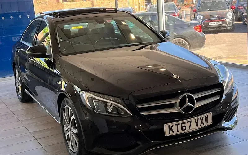 Begagnad Mercedes C200 Premium 184 HK (135 kW) 2018 Sedan