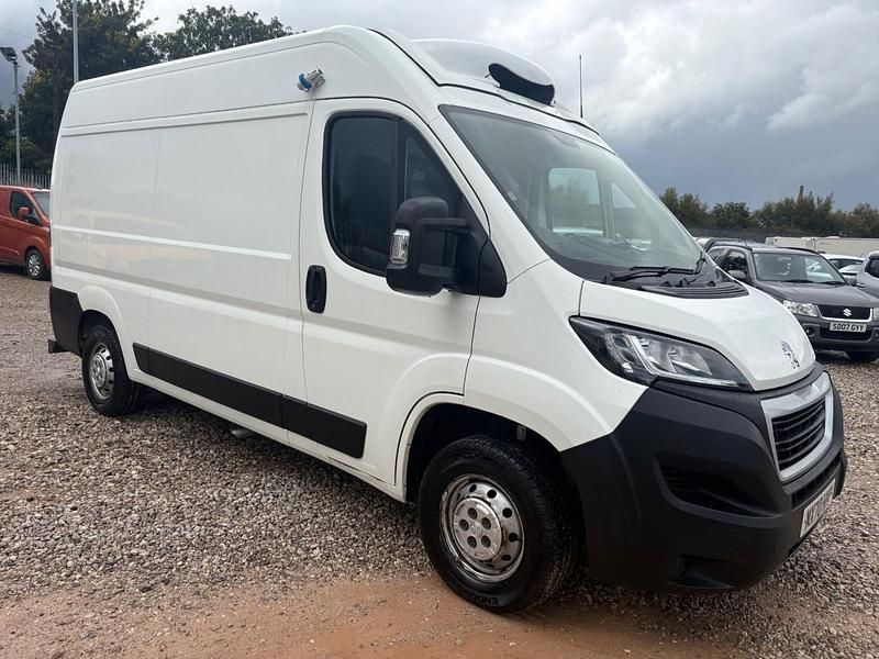 Second-hand Peugeot Boxer 140 CP (102 kW) 2020 Alb Van