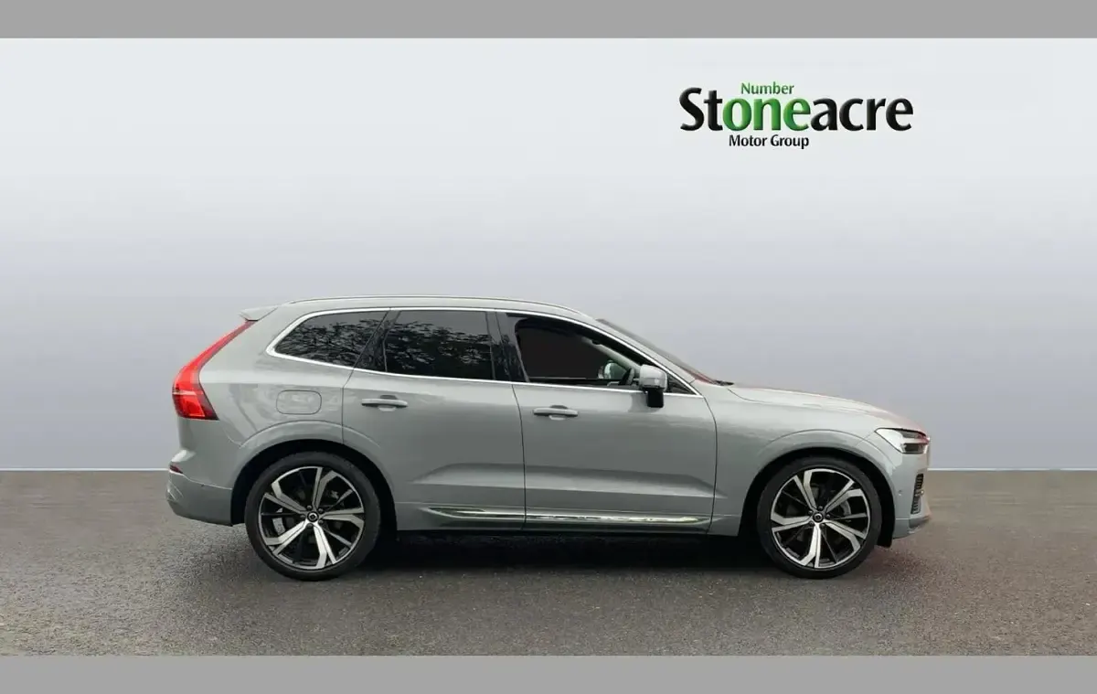 Used Volvo XC60 Ultra 247 HP (181 kW) 2025 Grey SUV
