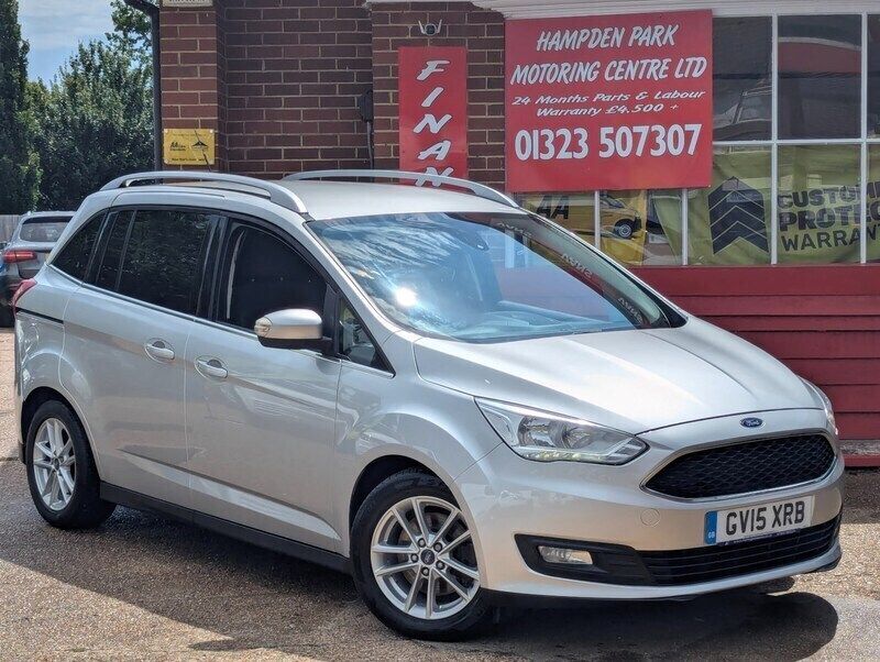 Tectonic silver Used 2015 Ford Grand C-Max Zetec MPV | £6,675 (Fair price) - Image 1/4