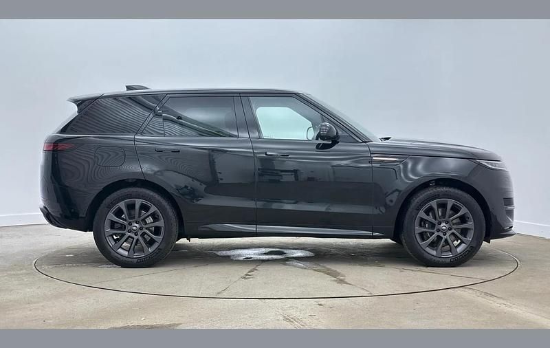 Second-hand Land Rover Range Rover Sport SE Dynamic 296 CP (217 kW) 2024 Negru SUV