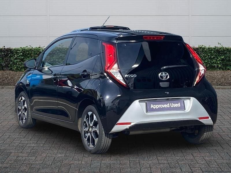 Gebraucht Toyota Aygo X-plore 2018 Schwarz Kleinwagen