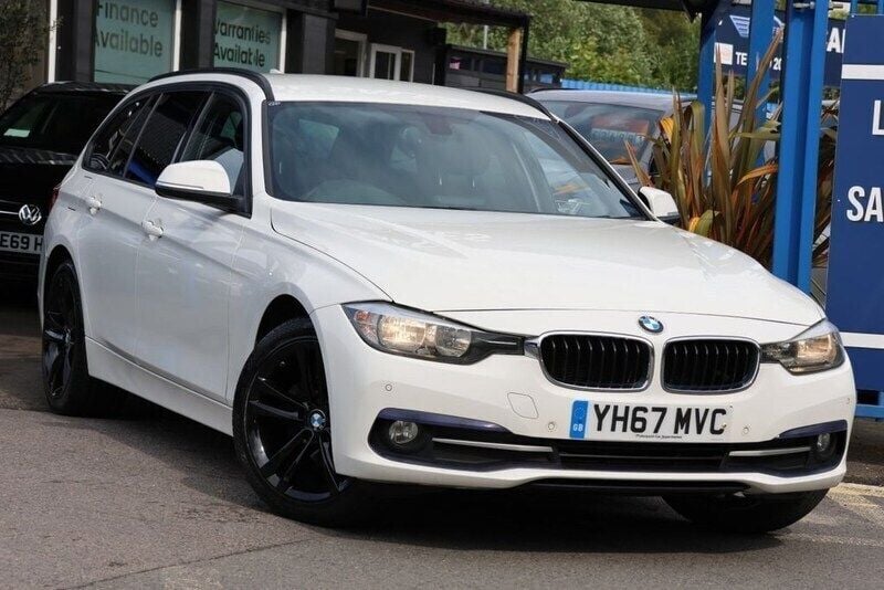 White Used 2017 BMW 320 Sport Line Estate | £8,491 (Fair price) - Image 1/4