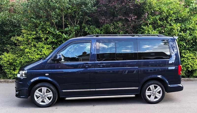 Blue Used 2012 VW Caravelle Executive MPV | £17,995 (A bit pricey) - Image 1/4
