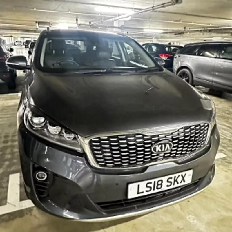 Grey Used 2018 Kia Sorento 3 SUV | £19,699 (Fair price) - Image 1/2