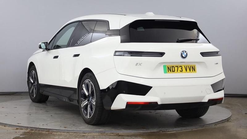 Used BMW iX M Sport 236 kW (322 HP) 2023 White SUV