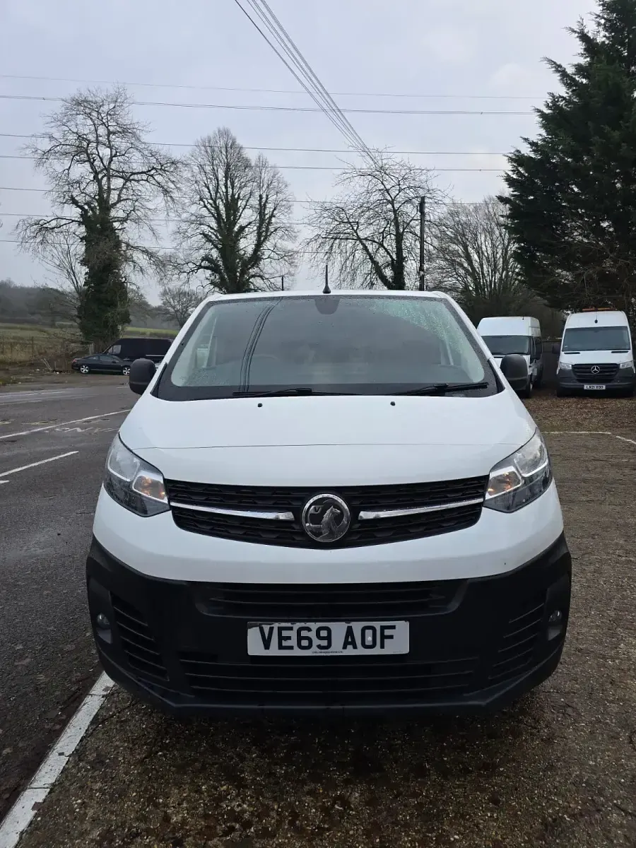 Used Vauxhall Vivaro 2019 White MPV