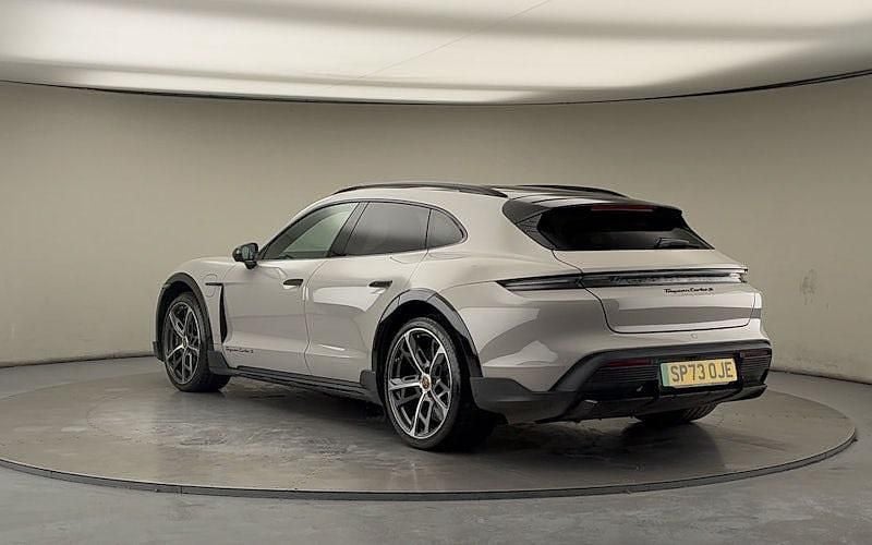 Used Porsche Taycan Cross Turismo 559 kW (761 HP) 2023 Crayon grey Estate