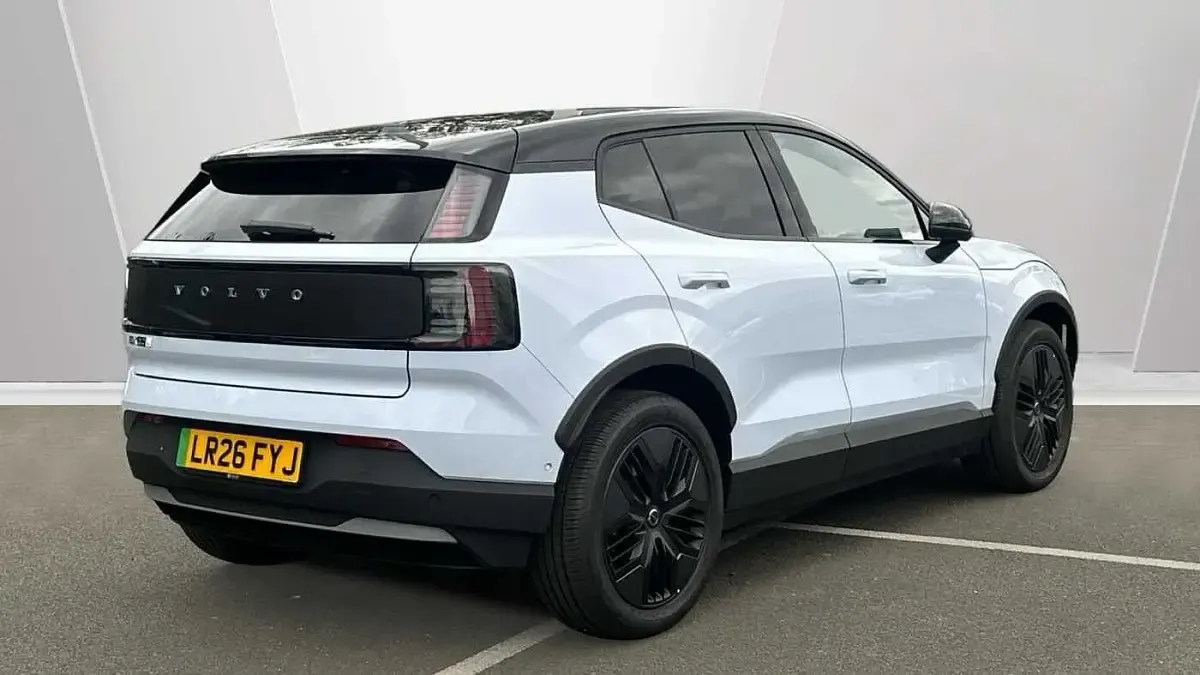 Nuevo Volvo EX30 Ultra 314 kW (428 CV) 2026 Azul SUV