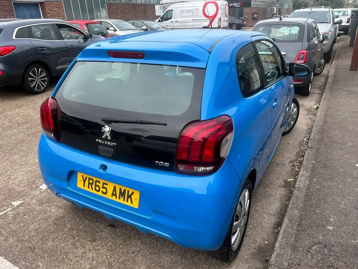 Usado Peugeot 108 Active 2015 Azul Utilitario