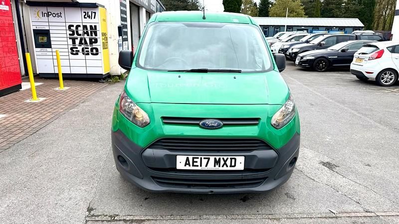 Used Ford Transit Connect 100 HP (73 kW) 2017 Green MPV