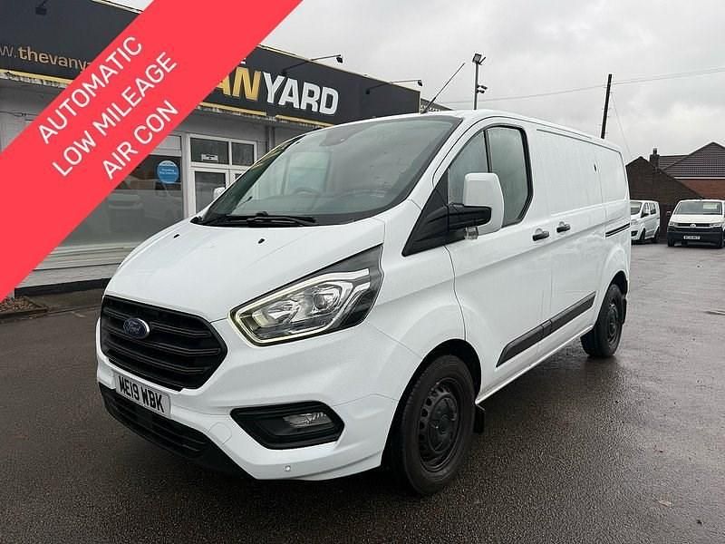 White Used 2019 Ford Transit Custom Trend Van | £14,999 (A bit pricey) - Image 1/4