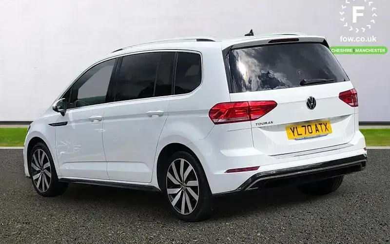 Used VW Touran R-line 150 HP (110 kW) 2025 MPV