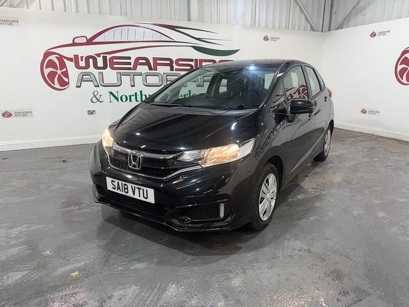 Second-hand Honda Jazz S 102 CP (75 kW) 2018 Negru Hatchback
