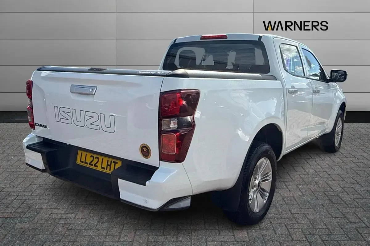 Used Isuzu D-Max 162 HP (119 kW) 2022 White Pickup