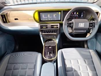 New Fiat Grande Panda La Prima 83 kW (113 HP) 2025 Blue Hatchback