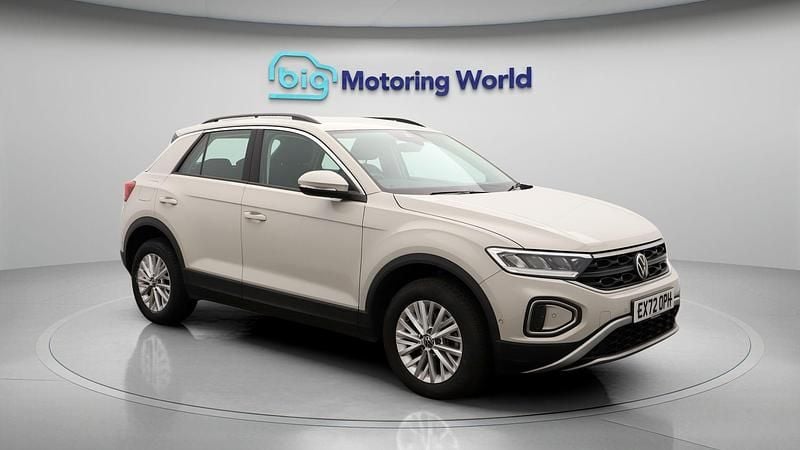 Used 2022 VW T-Roc S SUV | £21,200 (Fair price) - Image 1/4