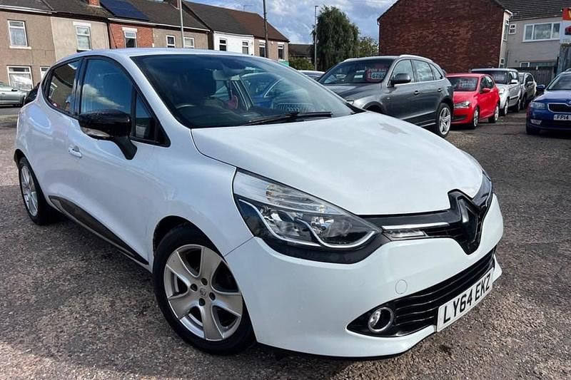 White Used 2014 Renault Clio IV Dynamique Hatchback | £3,595 (Fair price) - Image 1/1