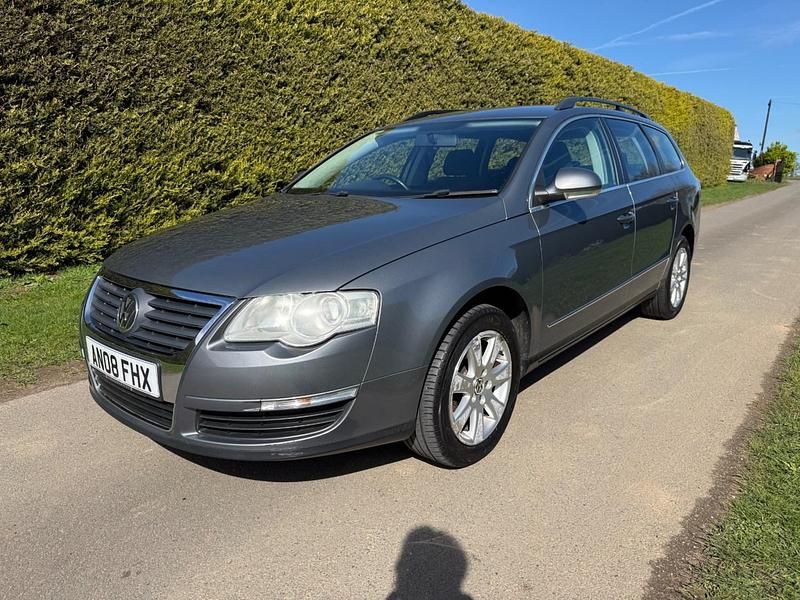 Used VW Passat SE 105 HP (77 kW) 2008 Grey Estate