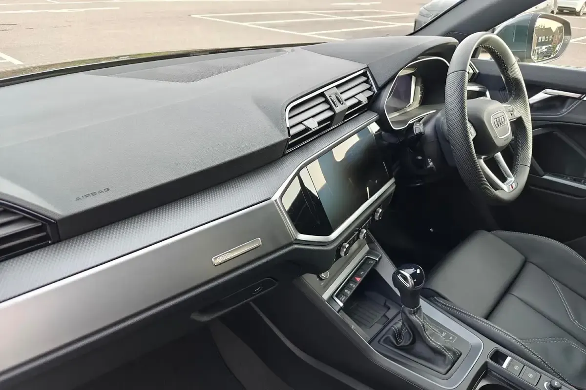 Used Audi Q3 S-Line 150 HP (110 kW) 2026 Grey SUV