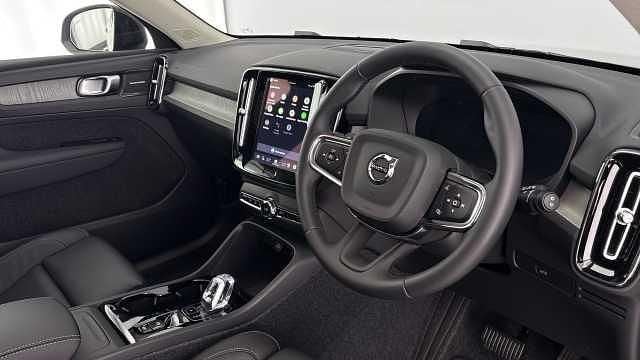 New Volvo XC40 Ultra 161 HP (118 kW) 2026 SUV