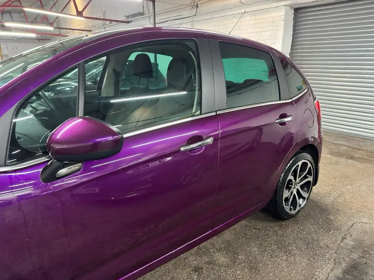 Used Citroën C3 Platinum 82 HP (60 kW) 2016 Mauve/purple Hatchback