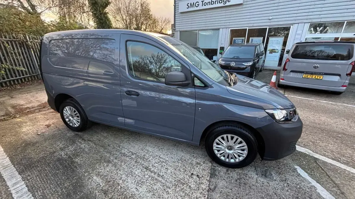 Nowe VW Caddy Business 102 KM (75 kW) 2025 Szary Minivan