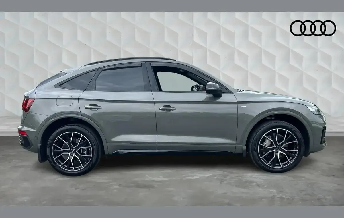 Used Audi Q5 Sportback Black Edition 204 HP (150 kW) 2024 Grey SUV