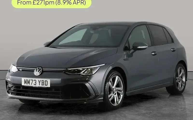 Used VW Golf VIII R-line 131 HP (96 kW) 2024 Hatchback