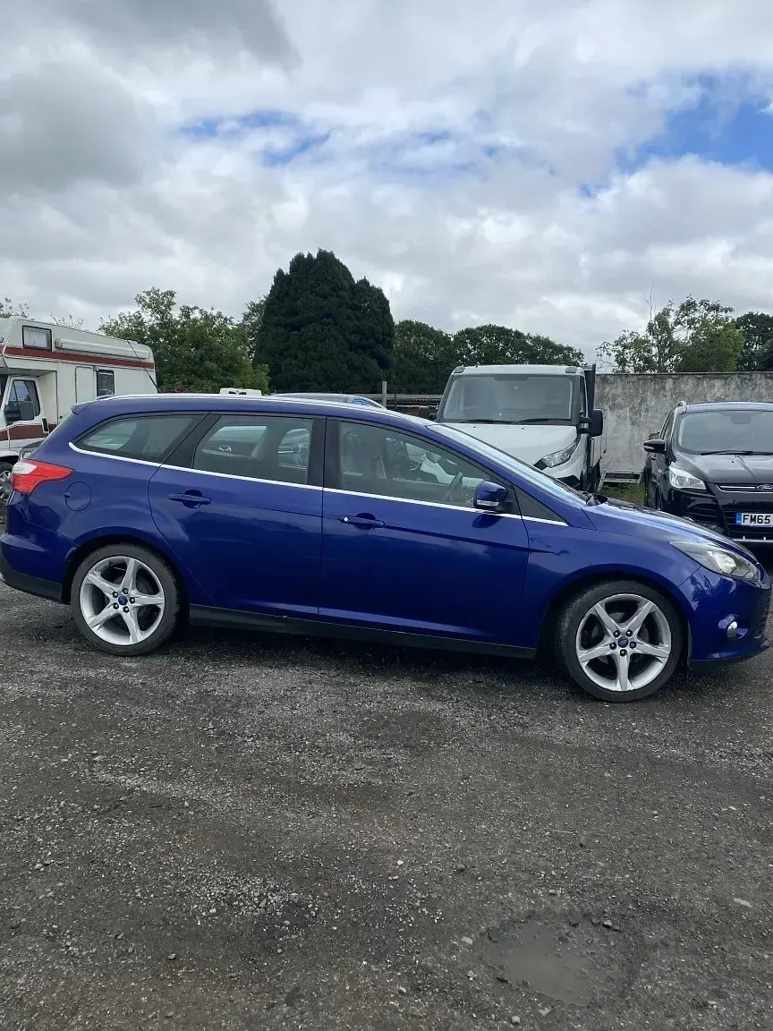 Used Ford Focus Titanium 125 HP (91 kW) 2014 Blue Estate
