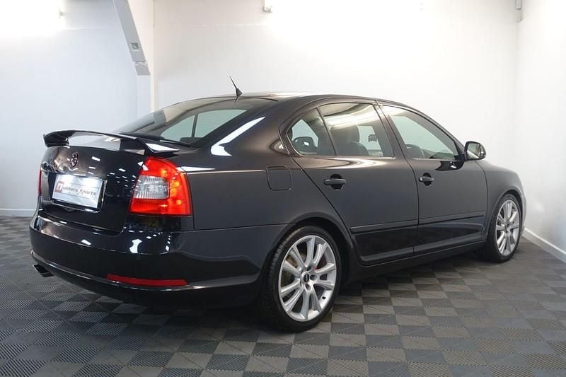 Used Skoda Octavia vRS 170 HP (125 kW) 2011 Black Hatchback
