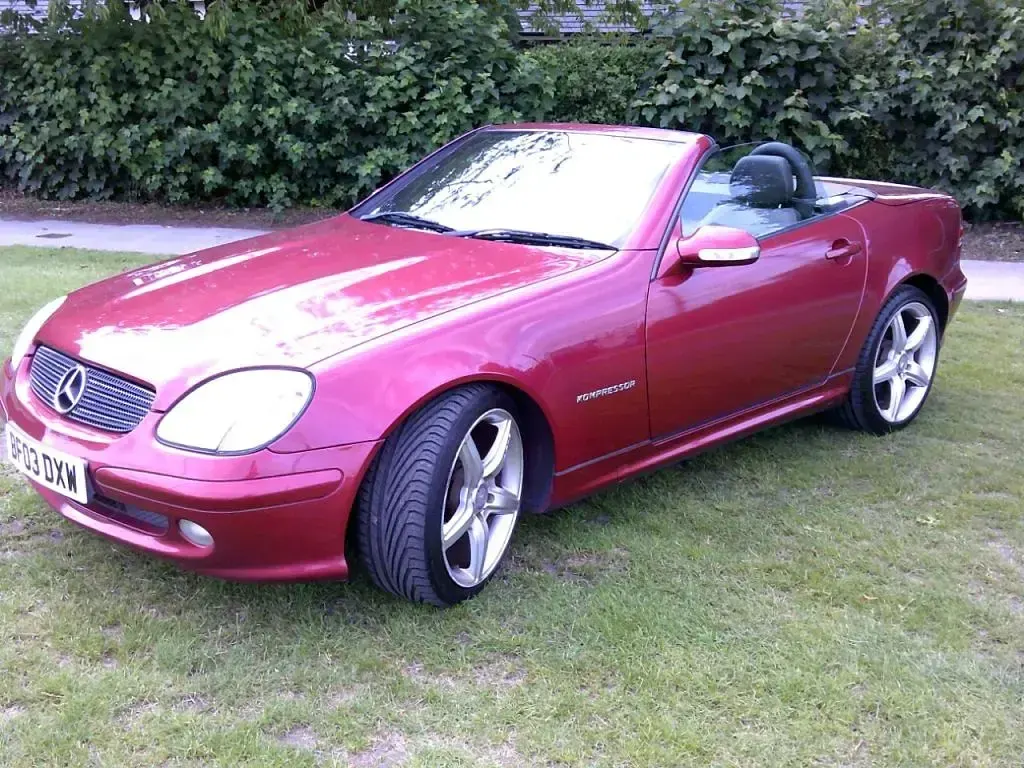 Used Mercedes SLK200 2003 Red Cabriolet