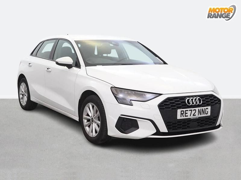 Begagnad Audi A3 Comfort 110 HK (80 kW) 2023 Vit Sedan