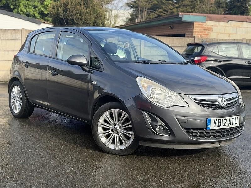 Begagnad Vauxhall Corsa 100 HK (73 kW) 2012 Grå Halvkombi