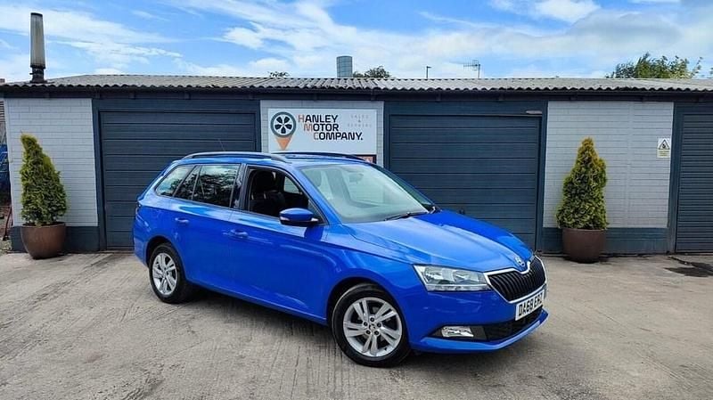 Blue Used 2018 Skoda Fabia SE Estate | £7,595 (Good price) - Image 1/4