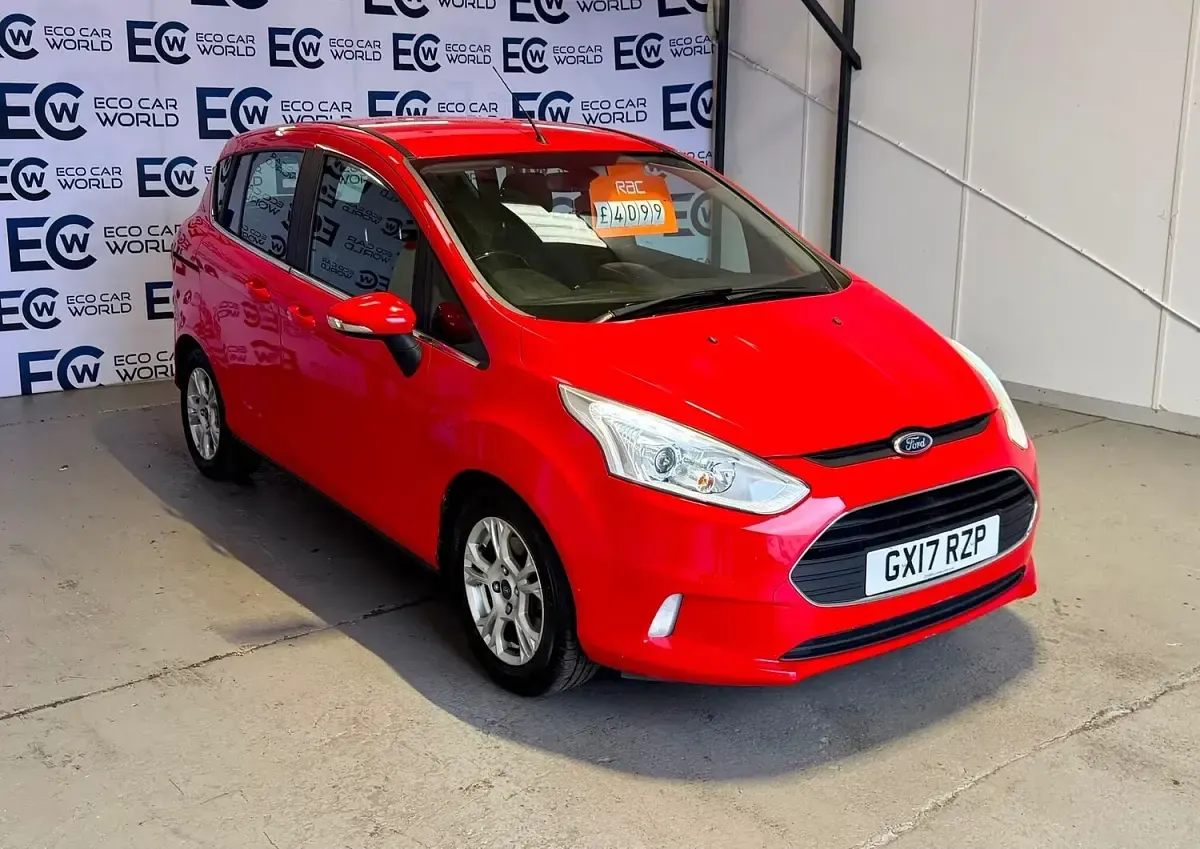 Used Ford B-MAX Zetec 98 HP (72 kW) 2017 Red MPV