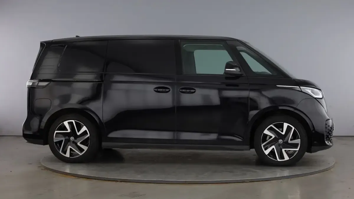 Używany VW ID. Buzz 210 kW (286 KM) 2025 Czarny Minivan