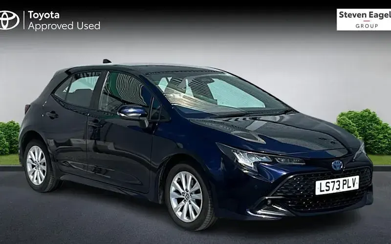 Used Toyota Corolla 140 HP (102 kW) 2023 Hatchback