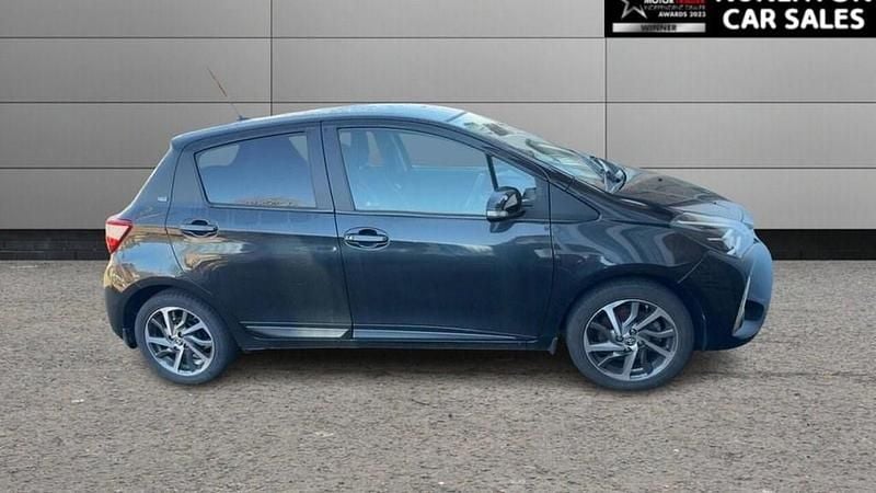 Used Toyota Yaris 111 HP (81 kW) 2020 Black Hatchback
