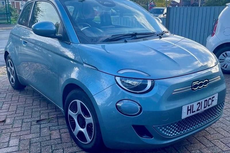 Used 2021 Fiat 500e Lounge Hatchback | £10,888 (Fair price) - Image 1/1