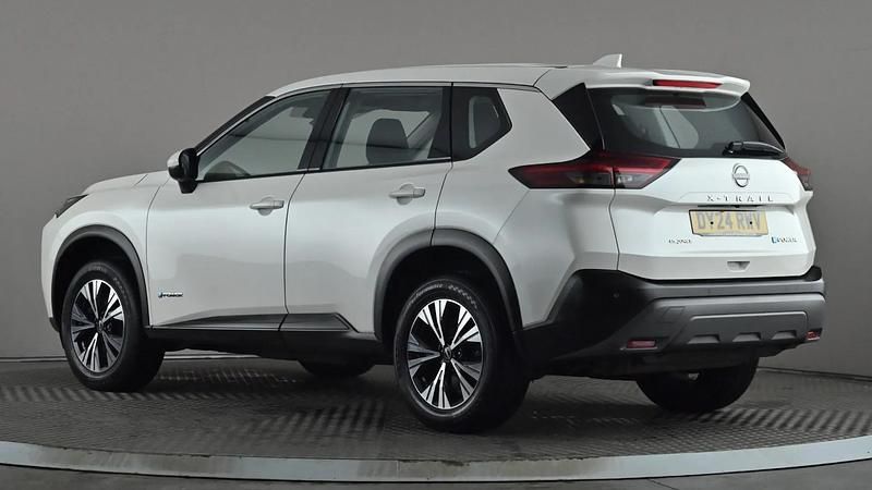Used Nissan X-Trail Acenta Premium 213 HP (156 kW) 2024 White SUV