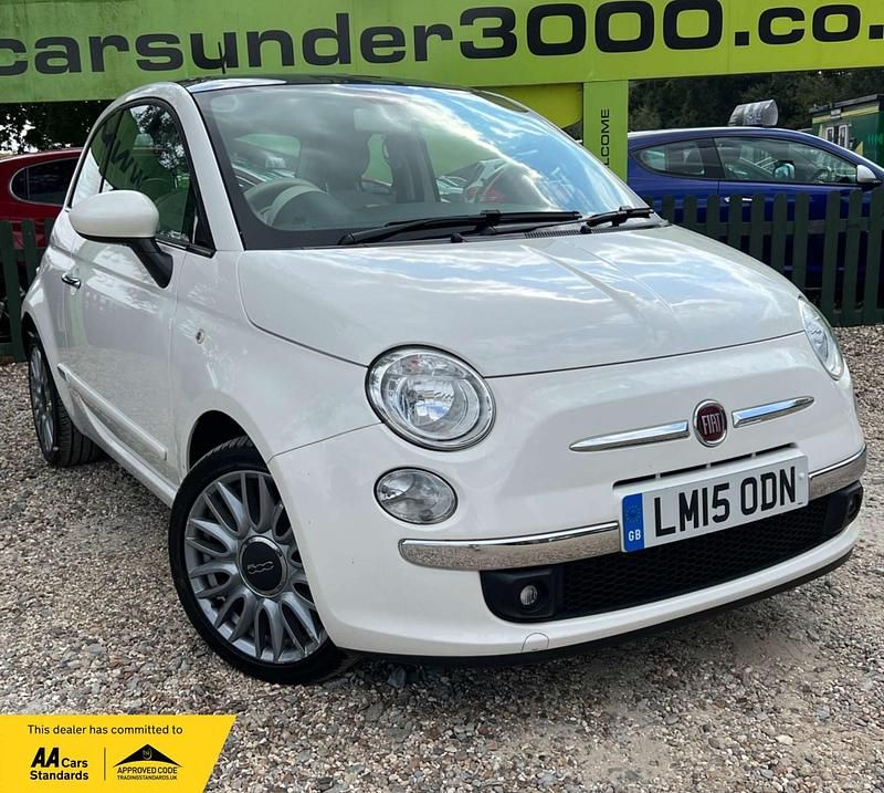 White Used 2015 Fiat 500 Lounge Hatchback | £4,995 (Good price) - Image 1/4