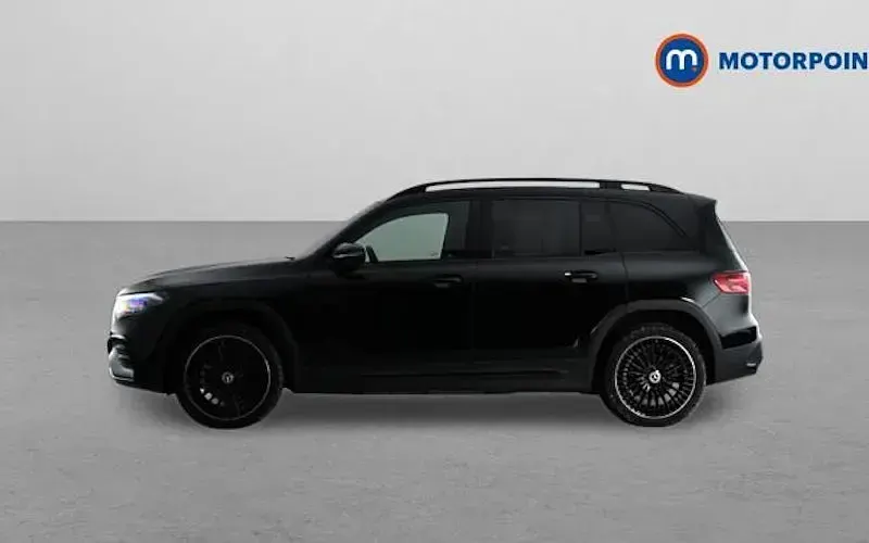 Usado Mercedes EQB250+ Urban 139 kW (190 HP) 2025 Preto SUV