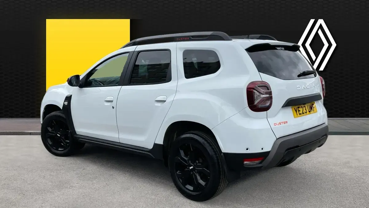 Used Dacia Duster Extreme 150 HP (110 kW) 2023 White SUV