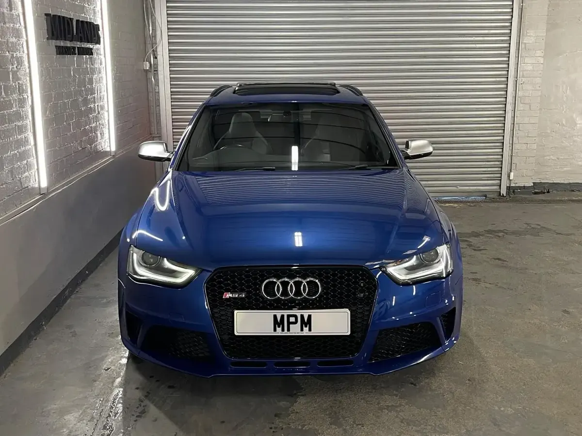 Used Audi RS4 Advanced 450 HP (330 kW) 2014 Blue Estate
