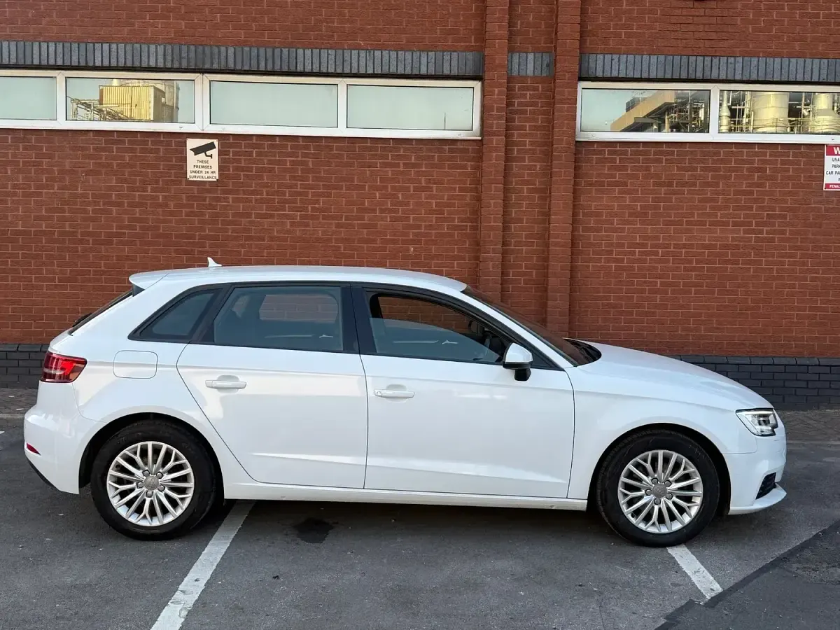 Used Audi A3 150 HP (110 kW) 2018 White Sedan