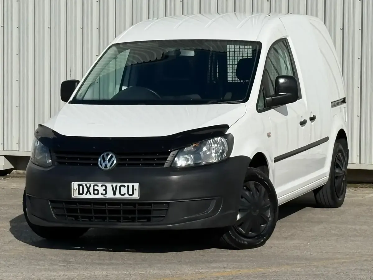 Used VW Caddy Startline 102 HP (75 kW) 2014 White MPV